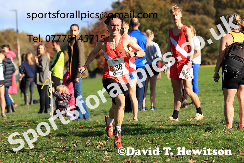 Senior men, 2024 Northern Cross Country Relays, Graves Park, Sheffield.   Photo: David T. Hewitson/Sports for All Pics